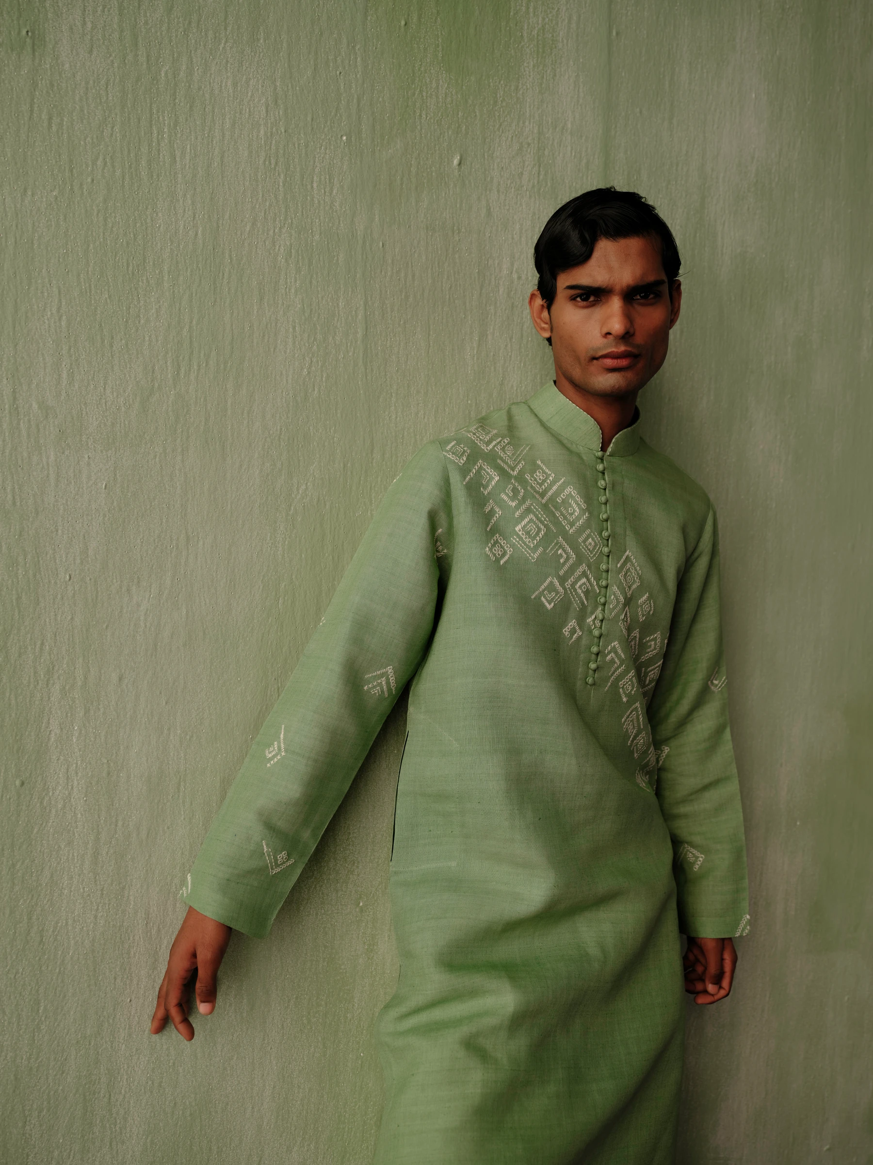Green Matka Silk Embroidered Kurta 3